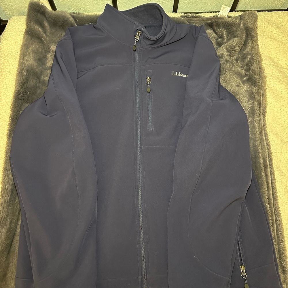 L.L. Bean Men's Carbon Navy Windproof Softshell Jacket XLT - Picture 8 of 8